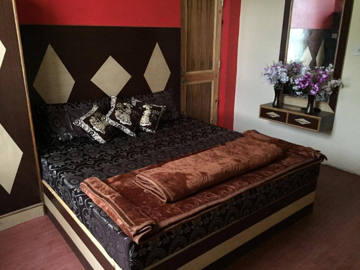 Indian Backpackers Hostel Manāli Zewnętrze zdjęcie