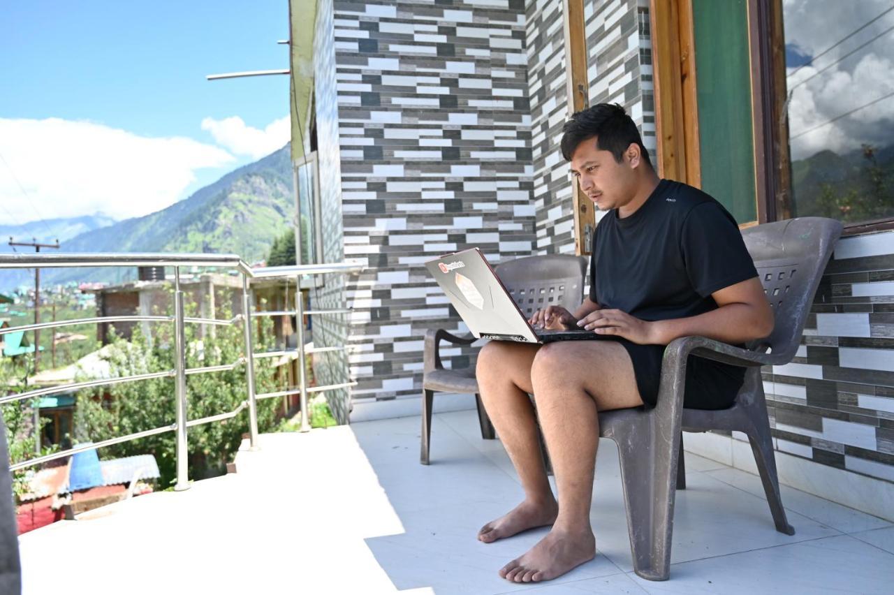 Indian Backpackers Hostel Manāli Zewnętrze zdjęcie