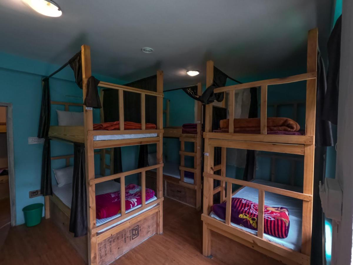 Indian Backpackers Hostel Manāli Zewnętrze zdjęcie