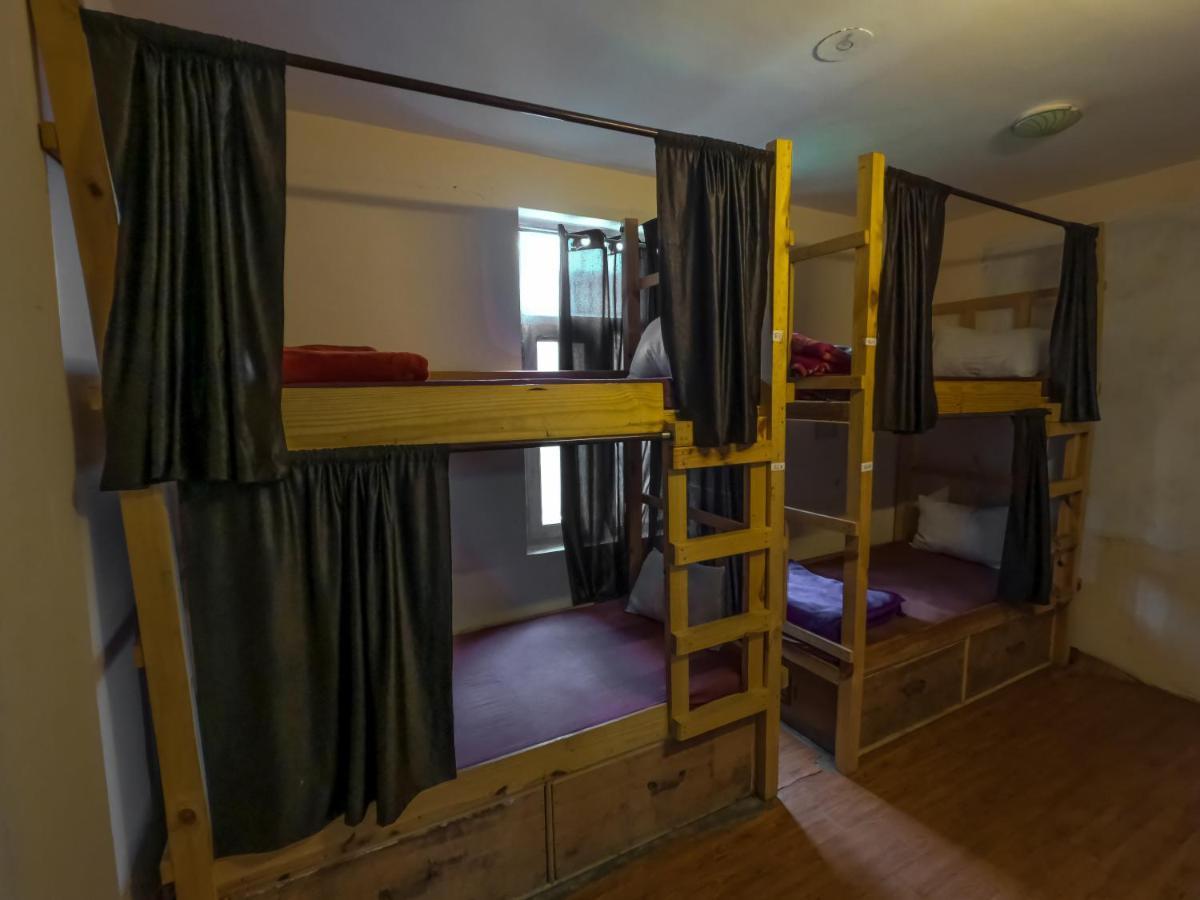 Indian Backpackers Hostel Manāli Zewnętrze zdjęcie