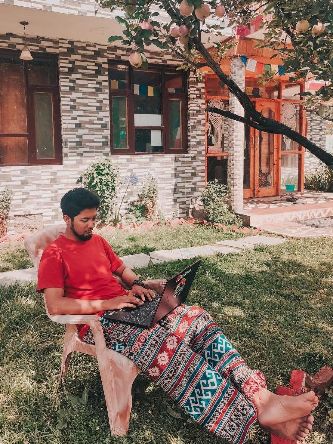 Indian Backpackers Hostel Manāli Zewnętrze zdjęcie